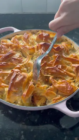 Phyllo turkey pot pie — the best way to use up Thanksgiving leftovers. Find the recipe on ariellenir.substack.com #thanksgiving #leftover #turkey