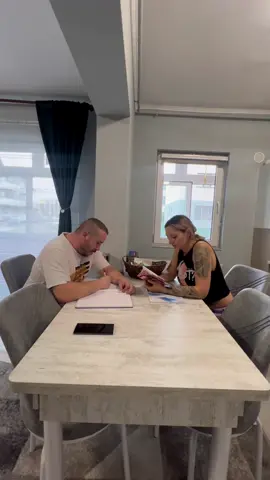 #2distrusi #doidistrusi #distrusii #răceală #gripă #virusi #virus #mamaardeleanca #naicum #ardeal #cluj #clujnapoca_city #clujeni #baiamare #ardeleneză #satumare #mamainaintedepaste #bihor #mamainaintedecraciun #oradea #zalău #alexandruioancuza #derâs #comedie #parodie #pamflet #cuplu #sotie #viatain2 #casnicie #nevasta #derâsullumii #mapispeminederas😂😂😂😂😂🤣🤣🤣🤣🤣🤣🤣 #nustiudacaajungempeforyou #morderas😂😂😂😂😂😂😂 #haipefy #peforyou #misiuneatiktok #5pasidebine @K-Melia @DennisBertel 