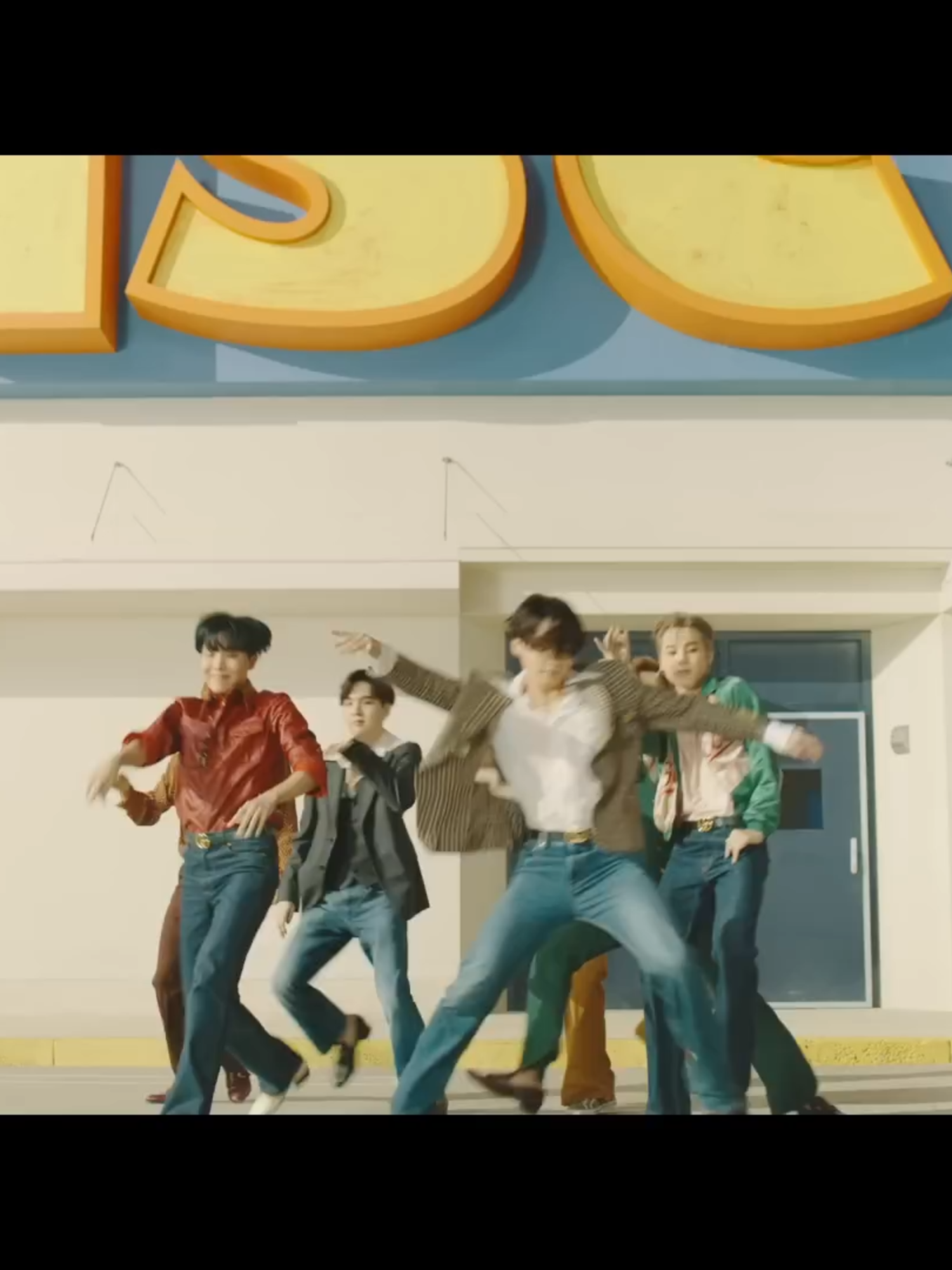 BTS) 'Dynamite' Official MV#pop #dance #rnb #youtube.com/@kngmlo179 #twitter.com@kngmlointprd #facebook.com/kngm #instagram.com/kngmlo #mixcloud.com/@kng-mlo #tiktok.com/@kngmlo #twitch.tv/kngmlointprd #fyp