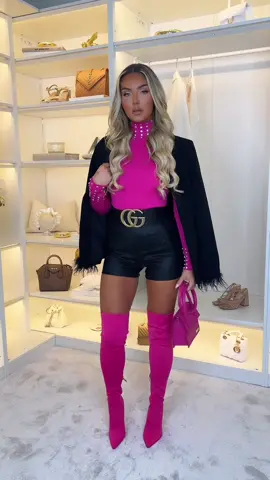 Loving pink this season 🎀🩷✨ The cutest outfit inspo you needed to see!🩷Get ready to make a statement this winter! Up to 60% off party styles, hurry before discount ends✨#christmastiktok #diamantes #outfitinspo #christmasparty #pinkoutfit #OOTD 