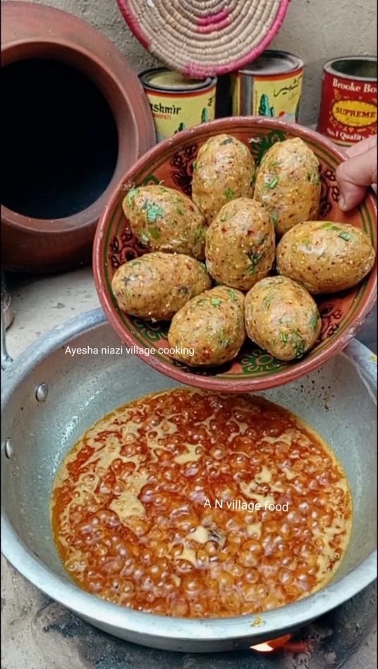 Nargis Kofte Curry Recipe #villagedasicurry #koftacurryrecipe #germanyfoodguide #amnavillagefood #indianfood #indianfood #CookingHacks 