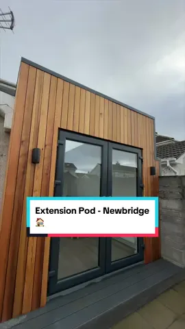 Here we have an extension pod in good aul Newbridge! Shane takes us through the features that allows this extension to tie in seamlessly with the existing house, check it out!🏠 If you have any questions about our services, pod sizes or prices, don’t hesitate to get in touch! 📧 Hello@pods4u.ie  #fyp #foryou #pods4u #pods #irish #Ireland #SmallBusiness #tinyhome #tinyhomeliving #tinyhouse #extension #house #homesweethome #homedesign #gardenoffice #gardenroom #gardenpod #gardenofficespace 
