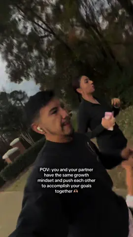 fav gym partner 💪🏼  #couple #gym #Running #Fitness #gymcouple #motivation #couplegoals #journey #mindset 