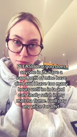 guys ignore this unless you’re in jfk then please please i’ll literally venmo u 🫶🏻🫶🏻 #jfk #jfkairport #vape #pleaseimbeggingyou 