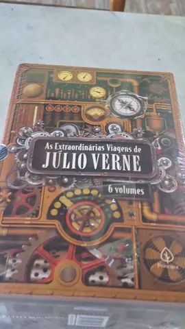 sou péssima gravando, mas resolvi trazer o unboxing mesmo assim #amazon #blackfriday #foryou #parati #fy #livros #ficcaocientifica #ficcao #ficção #livro #BookTok #booktokbrasil #julioverne #ilhamisteriosa #mysteriousisland #therock #dwaynejohnson 