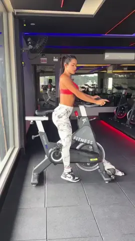 o que voce acham ???#mulherdaacademia  #emagrecimento  #fitnessmotivation  #crescertiktok 