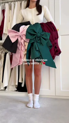 Day 9 - the most magical dresses 🤭♥️ 1-4 pick your favorite 🫶🏼 #christmasdress #partydress #festivewear #reddress #christmasparty #outfitinspo #holidayfashion #ohpolly #partyseason #blackdress #whitedress #greendress #elegantstyle #viraldress 