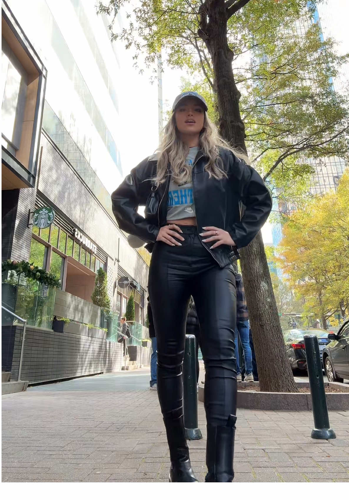 Panthers Game fit 💙🏈                        #panthers #outfitgame #clt #nc#charlotte #outfitinspo #fyp #fy 