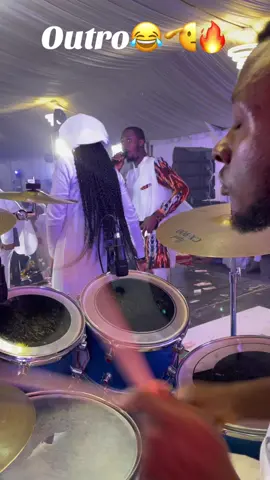 I almost forgot it😂😂😂 #fypシ゚ #viral #music #fyppppppppppppppppppppppp #tiktoknigeria #viraltiktok #viral2024 #igboamaka #goviral #drummersoftiktok #drumming #drummer #ginger #drums #UBOR 