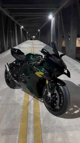 Dark hours • • #honda #hondaperformance #fireblade #hondafireblade #cbr1000rrr #fyp #cbr1000rrfireblade #superbike #trending #honda #superbike #superbikesgram #superbikegram #cbr #moto #motorcycle #motorcycles #bike #bikergram #motogram #ridergram #instabike #instaride #instamoto #sportsbike #sportsbikes