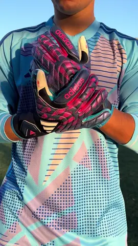 Una excelente elección 😍🧬🔥 #paratii #comedia #fyp #goalkeepertraining #futbol⚽️ 
