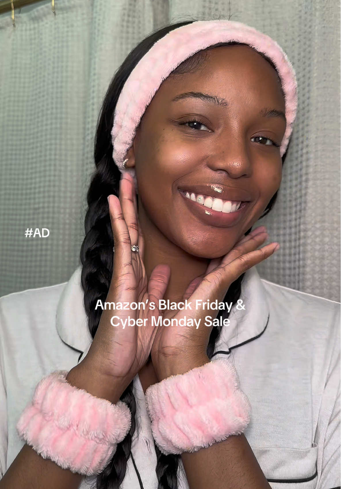 #AD My Winter Skincare Routine ❄️ using @Eucerin US Advanced Repair Body Lotion and Advanced Cleansing Body & Face Cleanser. Shop this bundle now during Amazon’s Black Friday sale! #expectmorewitheucerin #blackfriday #cybermonday 