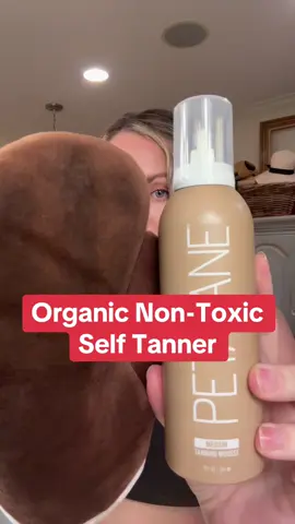 My new favorite Organic Self Tanner 🙌🏻✨ I love this tanning mousse beacuse it doesn’t have all the toxic ingredients and it smells so good  #organicselftanner #selftanner #selftanroutine #petajaneselftan #petajanebeauty #tiktokshopfinds #tiktokshopblackfriday #tiktokshopcybermonday #giftguideforher #wintermusthaves #nontoxicselftanner #cleanbodycare #nontoxicbodycare #selftanningmousse #tanningmousse #parabenfree 