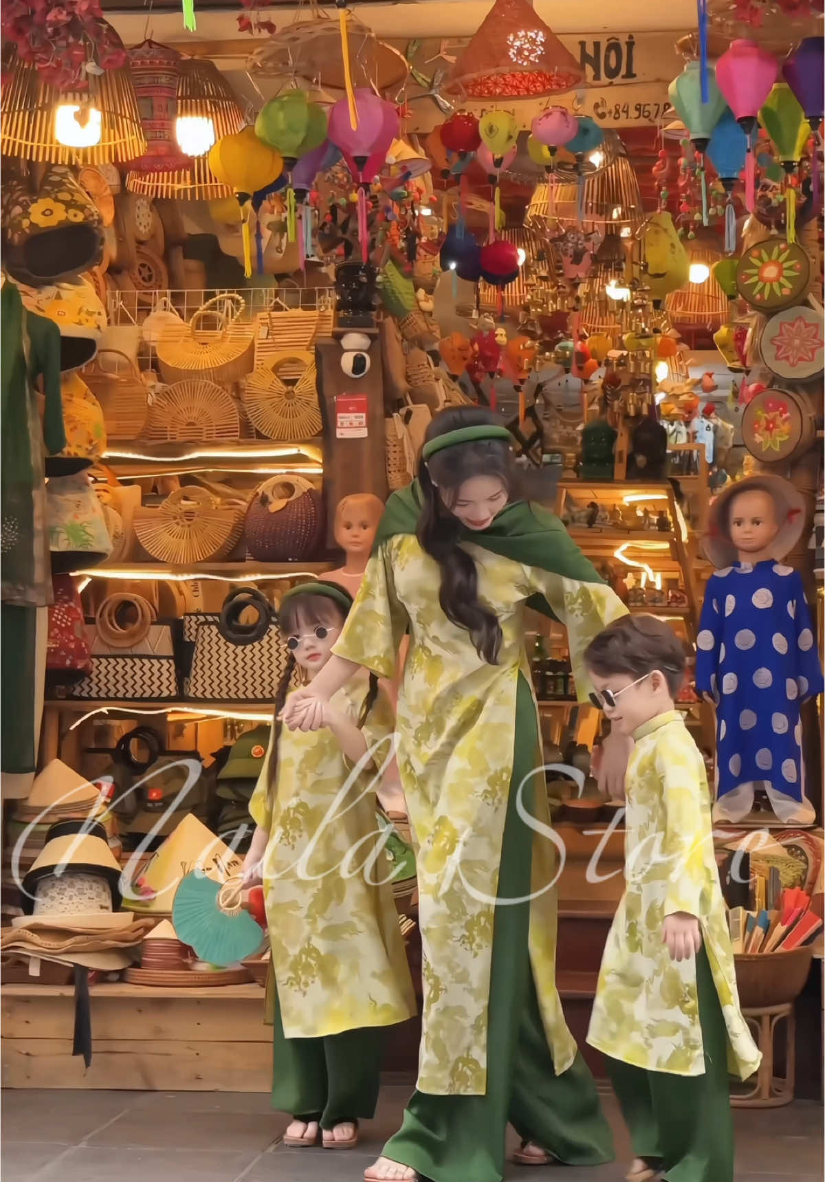 Đón chào áo dài tết BST Long Phụng của nhà Naila nha #aodai #xuhuong #nailaclothes #mevabe 