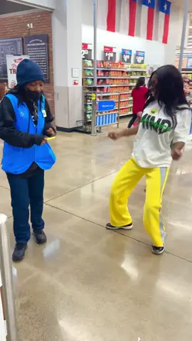 WALMART VIBES (Missouri City, TX) 🔥😎👍🏾| THEY PASSED THE VIBE CHECK 🤠😁🐎 Shirt 👚: @MIND ESS3NCE  #fyp #trending #dance #explore #vibes #fypシ゚viral #baduvibes #young_baduu #letsgroove #walmart #walmartvibes