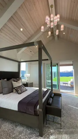 #jensenandsons 📍St George, Utah #paradeofhomes #hometour #customhomes #newconstruction #homedecorideas #interiordesign #housetour #RoomTour #customhouse #construction #paradehome #luxuryhomes #bathroomdecor #longervideos #creatorsearchinsights #lindydenny 