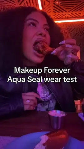 10000/10 run don’t walk @makeupforever #lipcombo 