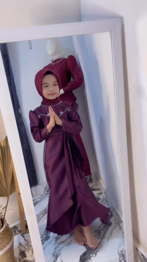 ini kakak produk paling favorit juga dress anak perempuan hits 😍😍#bajukurung #bajumelayu #bajuanakperempuan #bajubridesmaid #bajumalaysia #dresskondangan #bajuanakmurah #bajuanak 