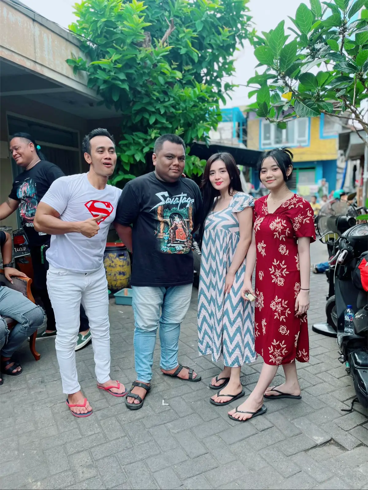 Acara exhibition dari tanggal 28 November 2024 sd 08 Desember 2024 free… puncak acara tgl 09 Desember 2024 .. NDX, PUSMASHAKIRA, guyonwaton, fakedopp, dll.. bisa beli ticket di seleuruh outlet @BAKSO MASROY .. #pusmashakiraofficial #pareng #eker 