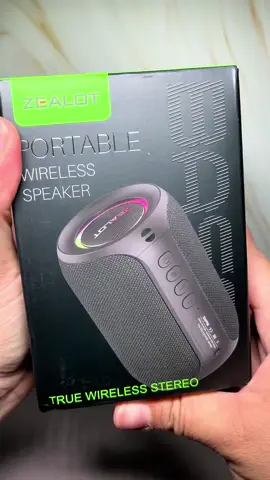 REALLY GREAT BLUETOOTH SPEAKER!!  #blackfridaydeals #blackfriday #Christmas #giftideas #gift #secretsanta #christmasgift #bluetoothspeaker #portablespeaker #wirelessspeakers 