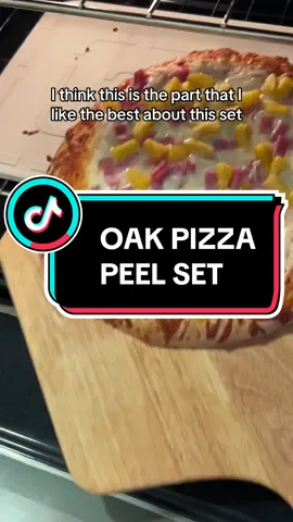 I finally got to use this pizza set!!! Its so fancy! #pizzaplate #tiktokshop #tiktokshopfinds #tiktokshopaffiliate #giftguide #ttsdelight #TikTokShopBlackFriday #TikTokShopCyberMonday #TikTokShopHolidayHaul #giftsforher #giftsforhim 