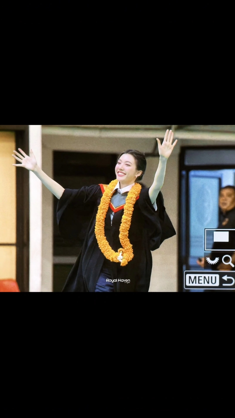 #ormkornnaphat #lingorm #graduation #fyp #thailand  #CapCut #JJCapCut 