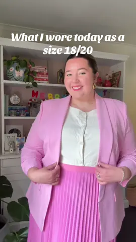 This pink suit just makes my heart happy 💕💗💖💞💓🩷 .  #curvyau #plussize #plussizestyle #bopo #workwearfit #portmans #plussizestyleaustralia #womeninsuits #OOTD  #plussizeaustralia #outfitoftheday #portmanscurve #plussizesuit #plussizebeauties #pinksuit #plussizebeauty #plussizeoutfit  #plussizeoutfitinspo #wlw #fatstyle #whatiwore #plussizefashion #australianstyle #queerstyle #outfitinspo #queerwomen #australianfashionblogger #curvyfashion #colourfulsuit #plussizecorporate