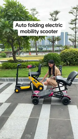 New design auto folding electric portable mobility scooter for elderly.#mobilityscooter #elderlyscooter #electricscooter #morelaxscooter 
