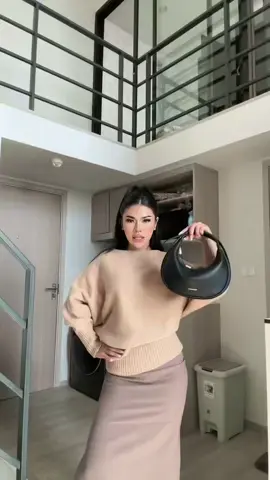 ว๊ายยกรี๊ดดด สีดำสวยมาก 🖤 #แป้งจู #กระเป๋า #bostanten #กระเป๋าสะพาย 