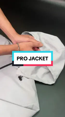 Pro Jacket hay còn gọi là áo khoác gió siêu phẩm của Guzado khi có khả năng chống gió, cản bụi level max, cộng thêm chống nước nhẹ nên siêu được ưa chuộng #thoitrang #guzado #muasamcungtiktok #tiktokshop #weekendootd #winter #xuhuong2024 #aokhoacgio #quannamcaocap #basic 