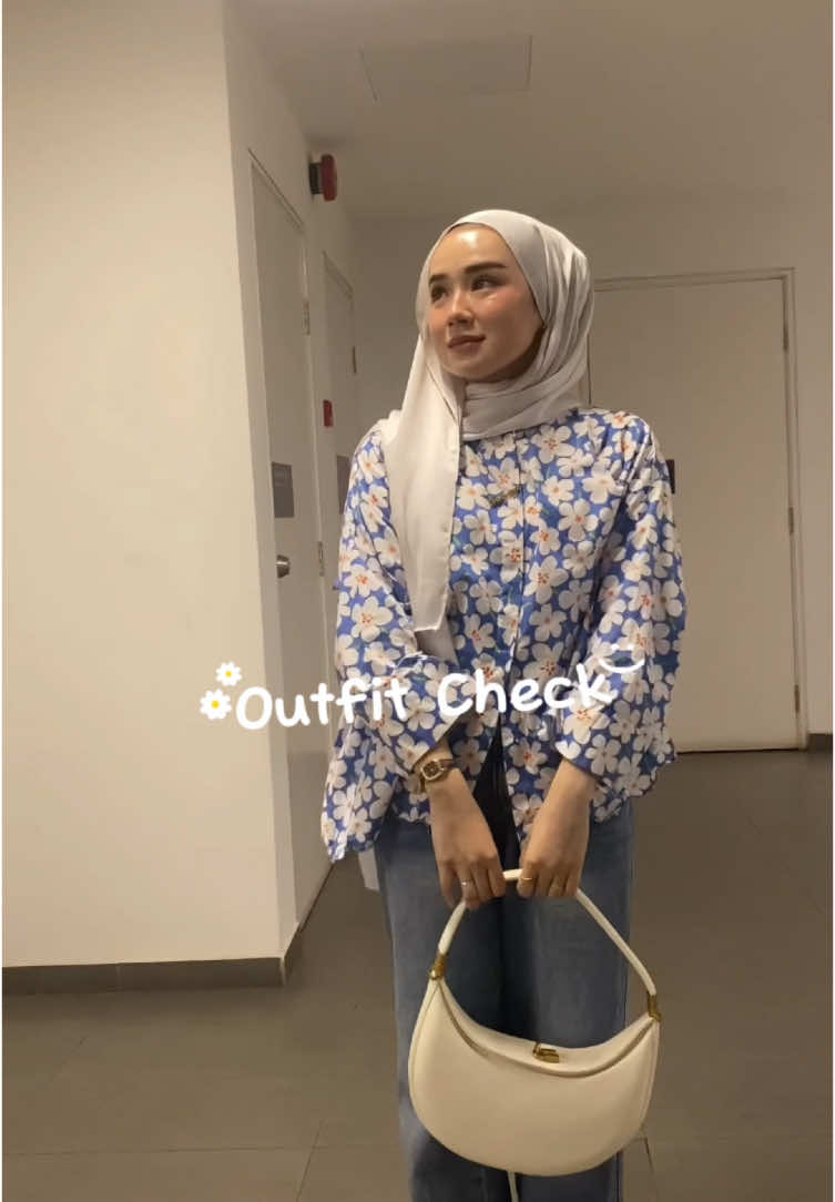 Fit Check 👜  @LARISSA #larissa #foryoupage 