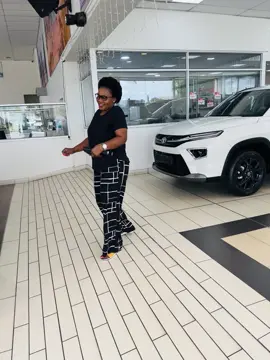 Toyota Corolla Cross 1.8 GRS 🚘🎀🍾🥂 Congratulations to Smangele Ngema on her  newly purchase vehicle🍷🍾🎗️ Thank you for sending your business our way and Welcome thekwini Toyota Durban family  ☎️ 0828881543 📧 xolani@thekwini-toyota.co.za #thekwinitoyotadurban #thekwinimotorgroup #ThekwiniDelivery