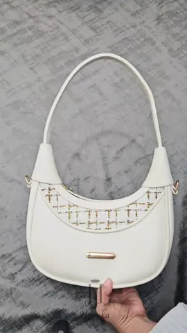 Apapun masalahmu cekout tas solusinya 🫵🥰  #taskekinian #wibgajian #fyp #promoguncang1212 #taskekinian #taskoreanstyle #slingbagmurah #tasmurahcantik #tasshoulderbagwanita #trend #racuntiktok 