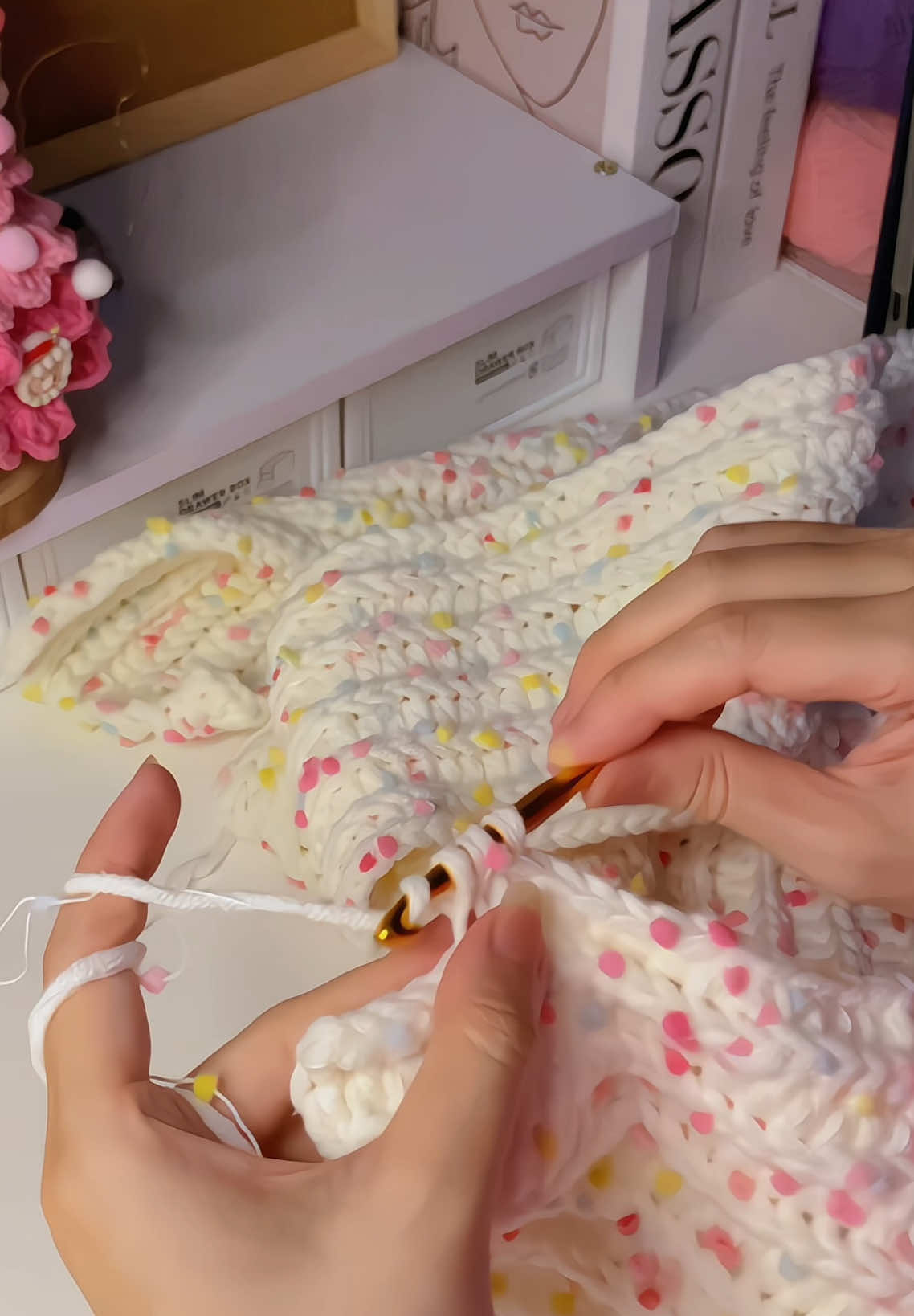 màu xinh qá #crochet #khanquangco #xh