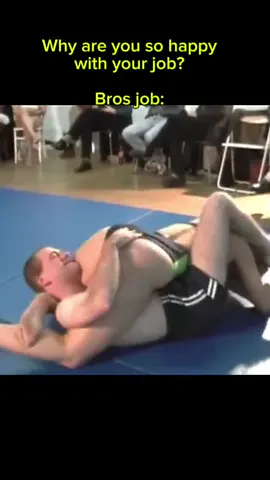 DO NOT TRY THIS AT HOME 🚨 #mw2 #rizz #rizzed #wrestling #fighters 