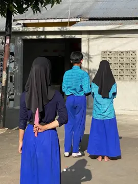 trend tangan dibelakang #CapCut #templatecapcut #fyppppppppppppppppppppppp #trendgeserfoto #selimuttetangga #takusahmenangismeratapiaku #trend 