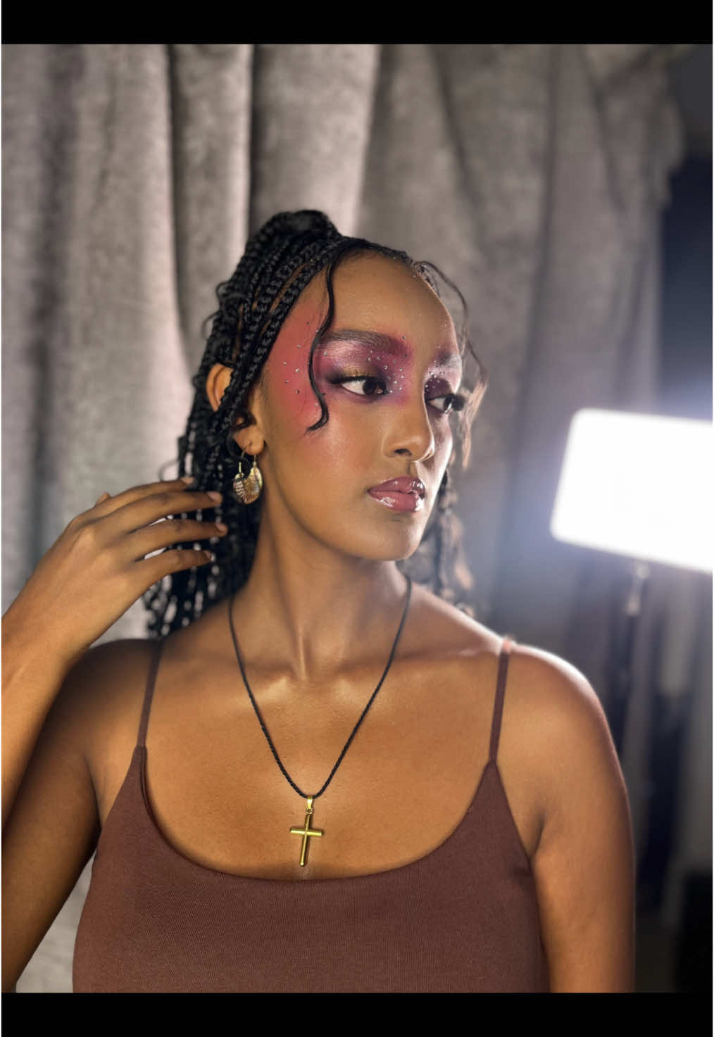 Cause its iconic✨#makeuplook  📍Bole infront of the new stadium | Dandirose complex 1st floor. Book your nail,eyelash & makeup  appointment with us!! 📞 0909833397 to book!!💗 #makeup #ethiopia #habeshatiktok #ethiopian_tik_tok🇪🇹🇪🇹🇪🇹🇪🇹  #viral #fypシ #ኢትዮጵያ #beautybyherii