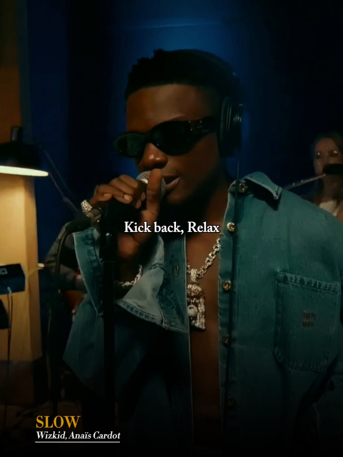 Wizkid, Anaïs Cardot-Slow #wizkid #bigwiz #wizkidnews #machala #morayo #lyrics_bionation #foryoupage #afrobeats #afrosound #naijatiktok #liveperformance #lyricsvideo #viralvideo #trending @Wizkid 