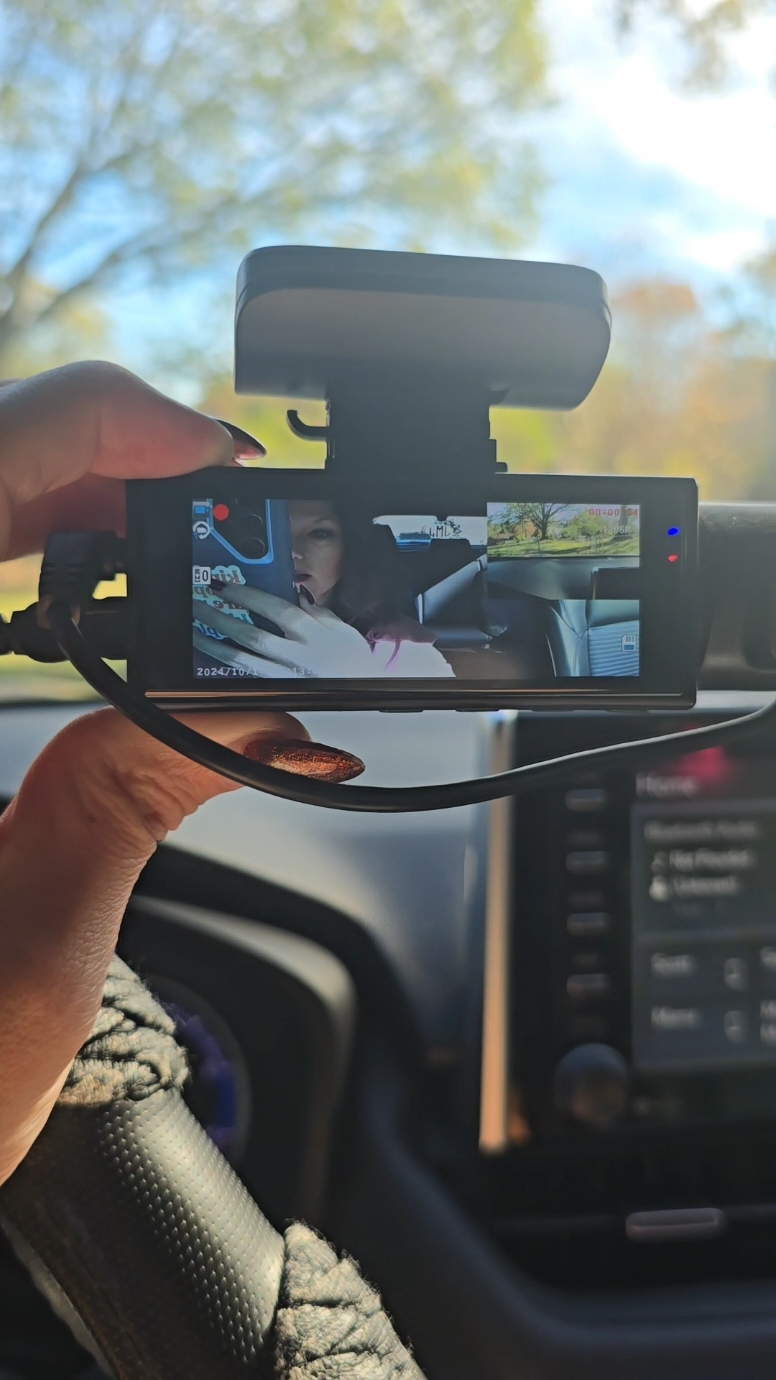 My husband wanted me to have a dash cam because of the amount of travel I do! I'm hoping this one will do the job. #dashcam #dashcamfootage #security #camera #tiktokshop #blackfridaydeals #tiktokshopcybermonday #spotlightfinds 