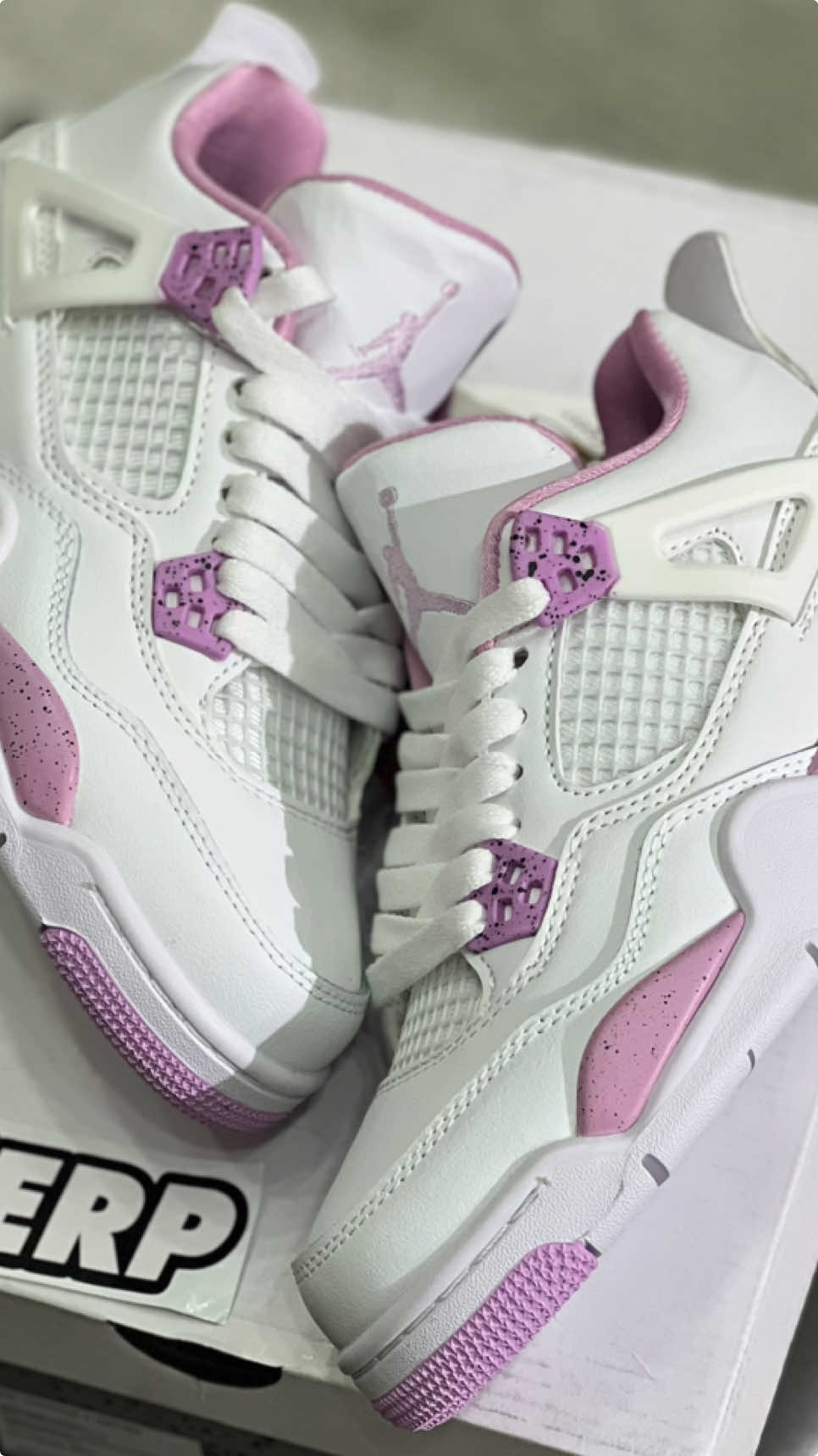 Replying to @Jhoan Panganitan Jordan 4 Pink Oreo. #erpkicks 