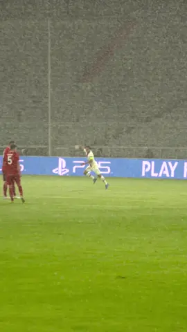 This is ART 💫  #ucl #psg #goals 