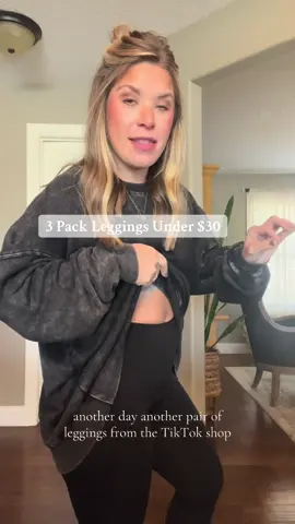 3 pairs of leggings for $30!! They are having a huge plack friday deal right now 🔥 Go grab these, for the quality and price they are so good!!! @Showitty #leggings #showitty #showittyleggings #fallfashion #leggingsreview #leggingsoftiktok 