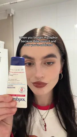 anyone else?🥲 @BILLIE EILISH #billieeilish #eilish #billie #fyp #foryou #billiefan #billiestan #aquaphor 