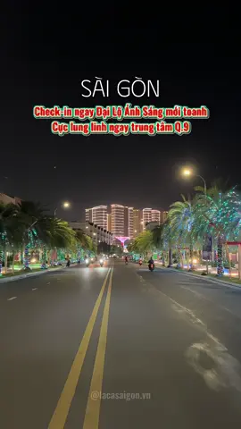 Đại Lộ Ánh Sáng mới toanh ở Quận 9, chính thức lên đèn đón giáng sinh #lacasaigon #saigon #dailoanhsangq9 #vinhomesgrandpark #xuhuong #fyb 