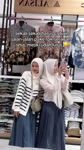 ohh gini rasanya jalan jalan setelah pulang sekolah #anakpondok #CapCut#foryou #masukberanda #fypシ #foryoupage 