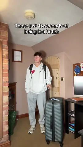 Who else did this? 😂 #fyp #relatable #ethan_stee1e 