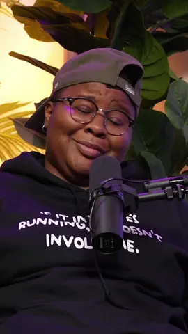 Episode with @teesanderscomedy is now out! 🥹 We decided to name this episode “beyond the funny” and Tee thinks we should add a warning because we went DEEP on so many different topics. From sexual abuse at the very young age, growing up in big family, unexpected pregnancy, misdiagnoses and stillbirth. She has been through it all ♥️ Her stories is truly EXTRAORDINARY and there is so much to take away from this episode and you’ll be able to get to know Tee on a different and very personal level. Thank you for sharing your story Tee, I love you. 💜