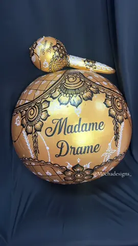 Madame Drame, DrameKandji 💍🥂Masha Allah , Calabash Set with a Open Center , Signature Black/White/ GOLD 💛🫶🏽✨ PLACE ORDERS NOW!! More services to come soon… #henna #hennaart #nyc #bronx #senegal #mali #gambia #guinea #hennaartist #africanculture #westafrica #calabash #africanweddings #teambride #burkinafaso #ivorycoast #blackhenna #redhenna