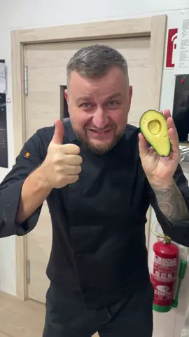 Thanks for inspiration @Jennifer Valentyne❤️ Testing a hack to remove an avocado pit without a mess! 🥑 Did it work or was it a fail? Watch and see! 😂 Share your avocado tricks below! 👇 #AvocadoHack #LifeHacks 