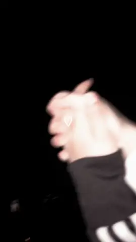 #duet with @Ryan Carl Atendido📌 #holdinghandsprank 